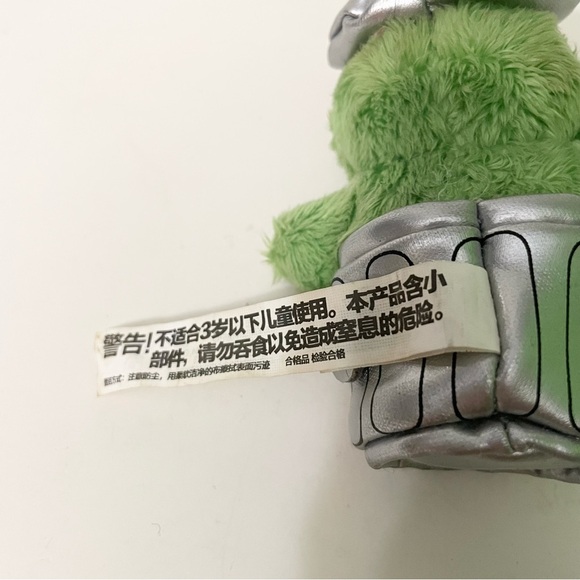 Pop Mart Sesame Street Party Mini Plush Scribbling Oscar - Picture 7 of 11